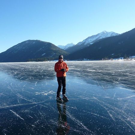 Kraners Alpenhof Bio Bed And Breakfast Pension Weissensee Exterior photo