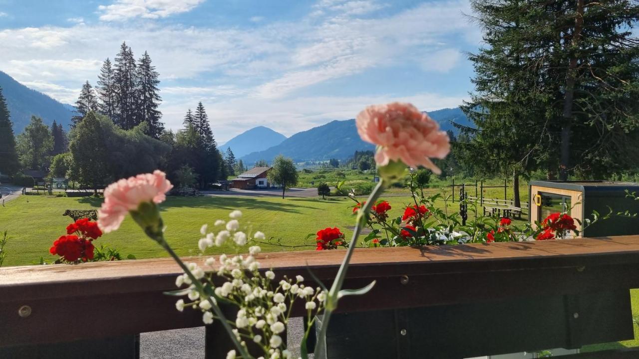 Kraners Alpenhof Bio Bed And Breakfast Pension Weissensee Exterior photo